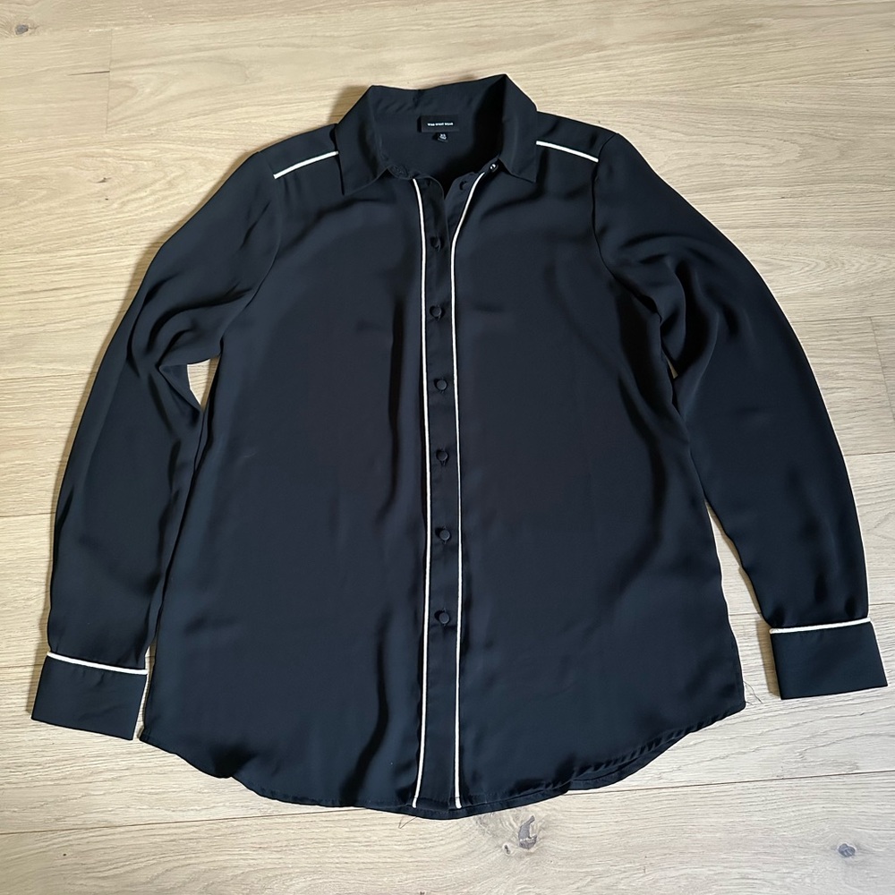 Who What Wear Black Shirt Size XS